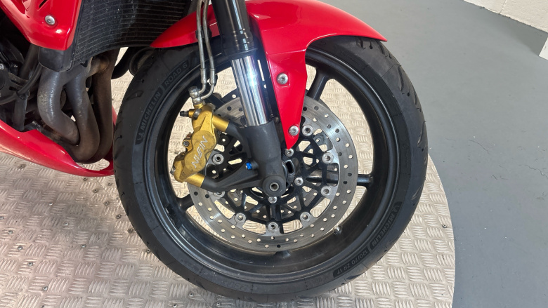 Triumph Street Triple R (12MY)